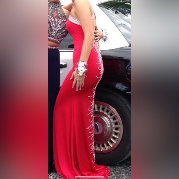 Ball Gown, sequined body con dress RED - Picture 3 of 4